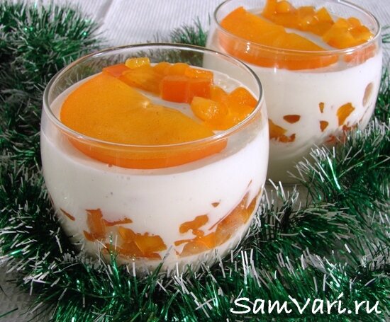 Нежный десерт с хурмой