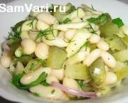 Салат из фасоли с яблоками
